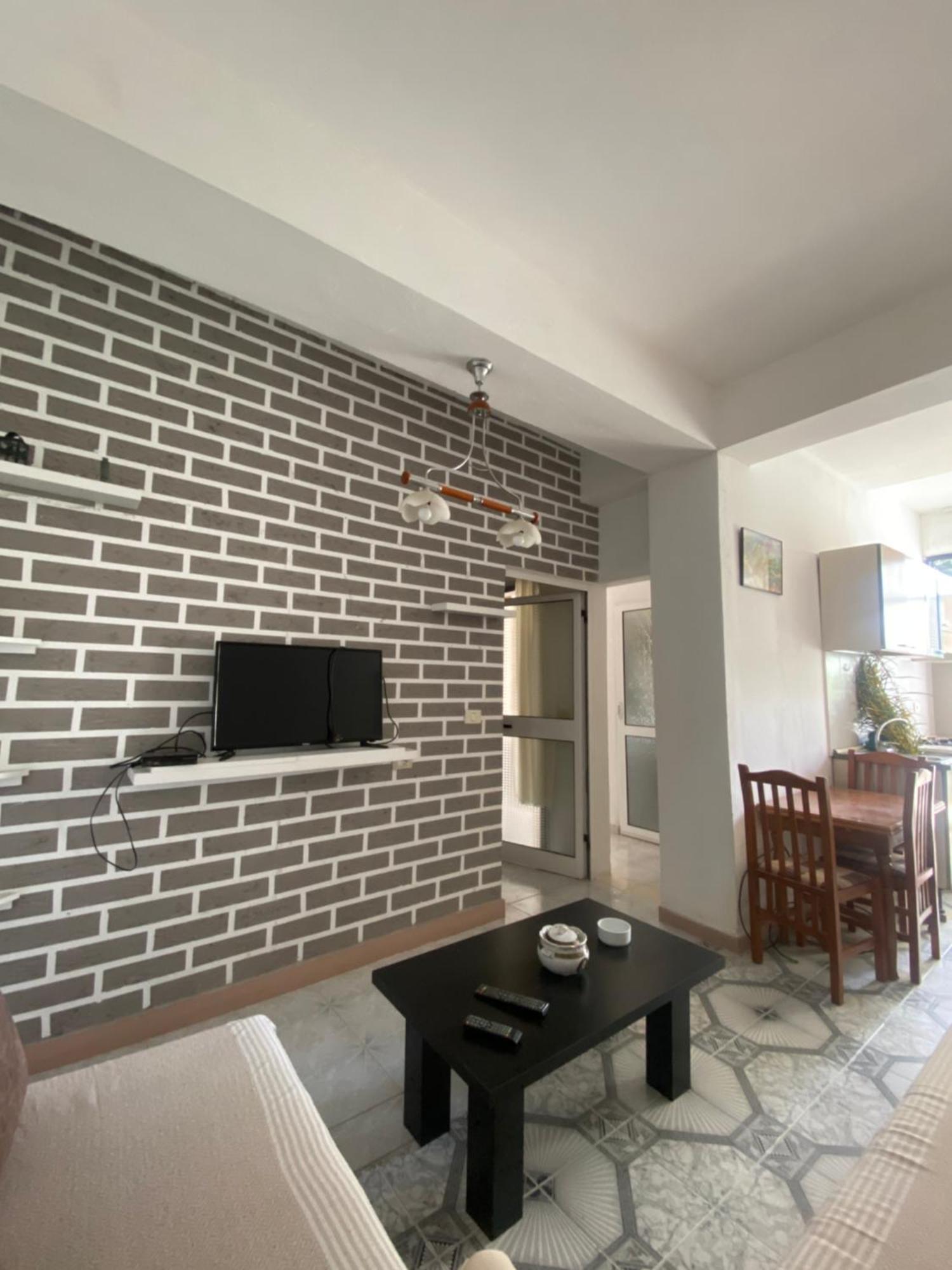 Lovely 2-Bedroom With Greenery View Durrës Zewnętrze zdjęcie